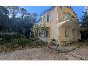 Maison Remoulins m² T-8 à vendre  367 500 €