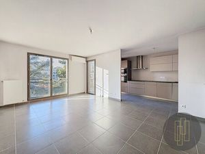 Exclusivité - Coeur de Ville - Bel appartement T4 avec terrasse  garage et cave – Résidenc