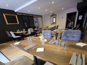 fonds de commerce à vendre MAREUIL SUR LAY DISSAIS 8 pièce(s) 302m2 137 000€