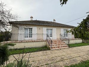 Maison Chatellerault 4 pièce(s) 95 m2 + parcelle constructible de 2300m²