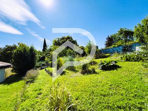 Secteur TAGNON - EXCLUSIVITE - A VENDRE - Maison de type 6 avec jardin  garages et dépenda