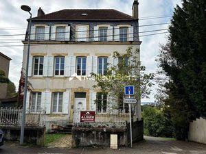 F4 ancien complètement rénové