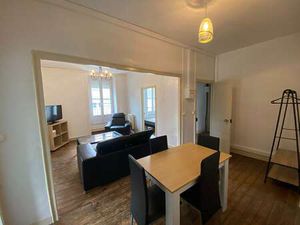 Location Appartement 4 pièces Meublé à Dol-de-Bretagne (35120) : à louer 4 pièces Meublé /