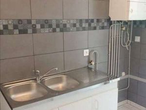 Location Appartement 3 pièces à Lisieux (14100) : à louer 3 pièces / 45m² Lisieux