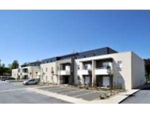 T3 MERIGNAC BEUTRE BON ETAT AVEC TERRASSE ET PKG