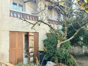 2 maisons à rénover  proche Dordogne rive gauche