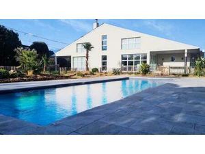 Rare à la vente! Belle propriété à 500m de la mer