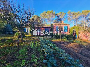 Pignans - Maison de plain-pied 70 m² sur un terrain de 2 5 ha  garage  annexes