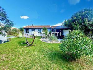 Maison de plain pied rénovée  3 chambres  1 bureau