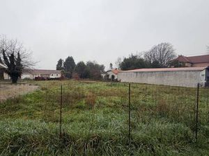 Terrain constructible viabilisé à vendre