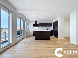 Superbe T3 - entièrement refait à neuf