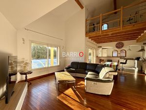 Maison 4 faces pp 4 ch - Piscine - Palau del vidre