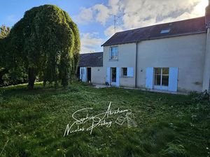 Maison rénovée  3 chambres  garage et jardin clos de murs