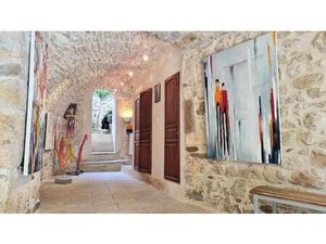 Maison en pierre 7 pièces