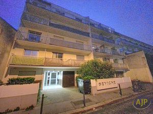 T2 avec balcon et parking