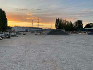 PONTPOINT - SITE INDUSTRIEL 23 000M²  Terrain 1650 m² entrepôt