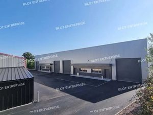 A VENDRE - CELLULE D'ACTIVITES - LAILLE - 250 m²