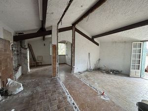 Vente appartement 3 pièces 48 m² Saint-Laurent-du-Var (06700)