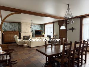 MAISON AUX BEAUX VOLUMES 7 PIECES 166 M2