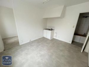 Appartement à louer 1 pièce 20.71 m² - Saint-Quentin (02) - 300€