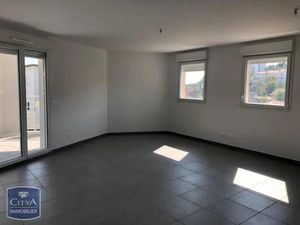 Appartement à louer 3 pièces 72.74 m² - Nîmes (30) - 892€