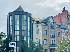 Iconisch kantorencomplex of commerciële ruimte te Hasselt centrum