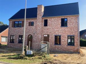 2 charmante herenwoningen op percelen van ca 3are