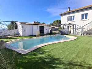 À VENDRE SUPERBE MAISON AVEC VUE SUR LES VIGNES NISSAN-L