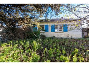 Maison à 500 m de la plage de Sion