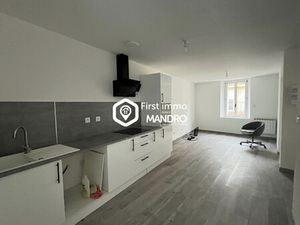 Immeuble de rapport avec 1 garage et deux F3