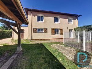 Sancé 71 Villa proche des commodités