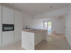 Modern gelijkvloersappartement met terras en tuin