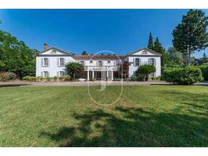 Maison de luxe à vendre à Arles : 1 850 000€ | 760m²