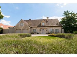 Exclusieve villa met tuin & zonneterras  omgeven door groen