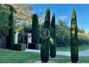 Villa de luxe à vendre à Saint-Rémy-de-Provence : 1 995 000€ | 175m²