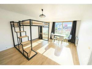 Valenciennes (59300)