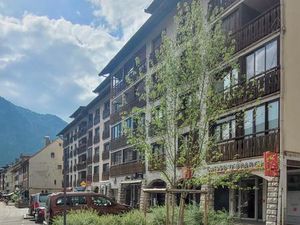 Proximité immédiate du centre ville avec parking privé