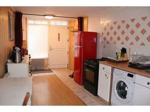 Exclusivité Langogne Maison 4 pièce(s) avec cour