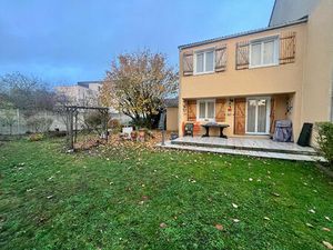 Vente maison 4 pièces  93.94m²  Meaux