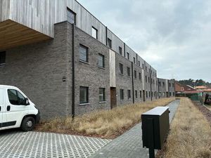 Recent appartement  met lift bereikbaar  zuidgericht terras.