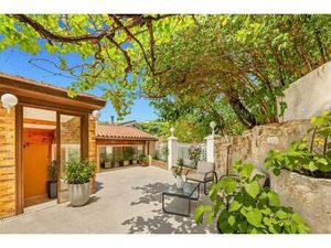 Appartement de 5 pièces de 110 m² situé à Lyon