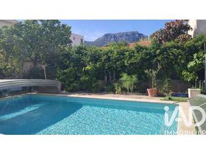 Vente Maison Piscine à Toulon (83000) : à vendre Piscine / 170m² Toulon