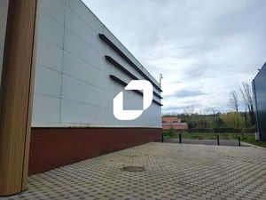 Location Commerce Provins 77160