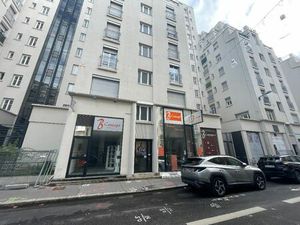 LOCAL COMMERCIAL EN LOCATION VILLEURBANNE