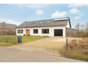 Huis te koop in Zoersel met 5 slaapkamers