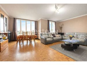 À vendre : Appartement spacieux de 5 pièces à Tassin la Demi Lune