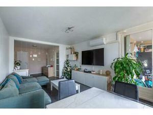 Appartement de 4 pièces de 81 m² situé à Vaulx-en-Velin