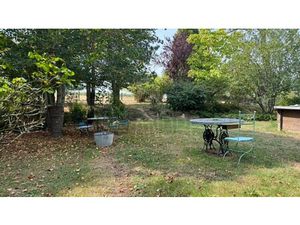 Maison de 330 m² sur propriété de 1 3 hectares avec dépendances