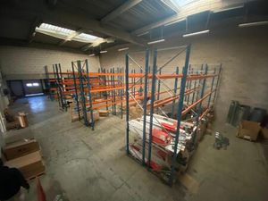 Local d'activités de 1428m²