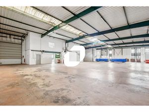 Locaux d'activités avec bureaux proche A1  A3 et A104